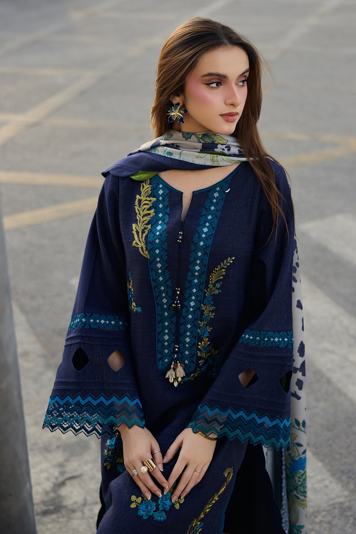 Tsl-003 Unstitched 3pc Embroidered Dress Lawn