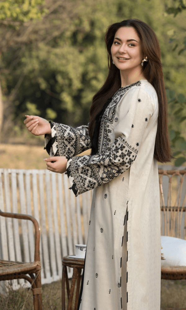 Tsl-1325 Unstitched 3pc Embroidered Dress Lawn