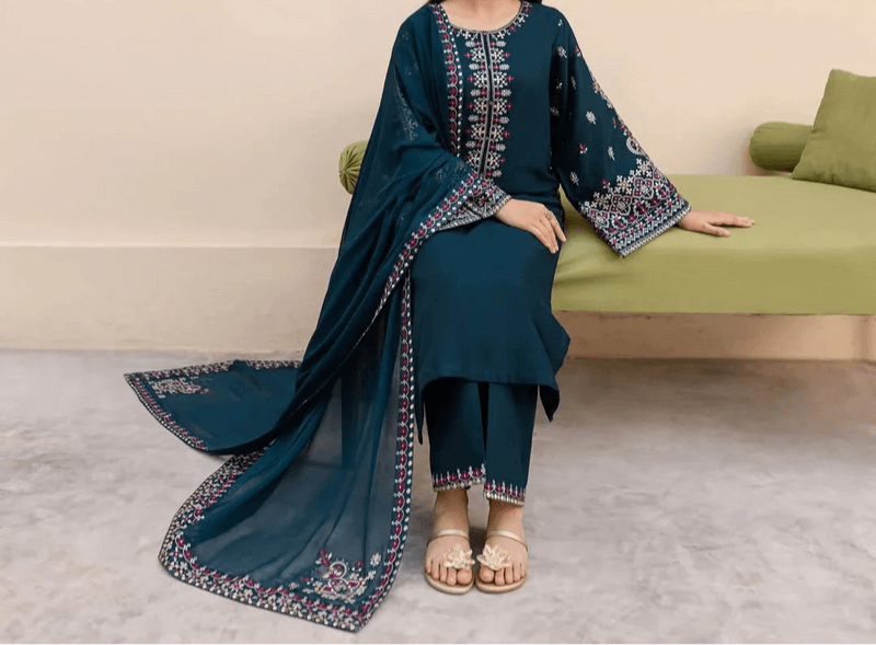 Tsl-997 Unstitched 3pc Embroidered Drees Dhanak